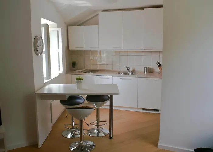 オラフ アパート *